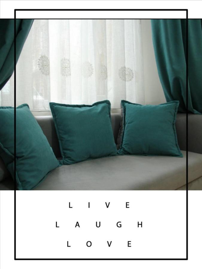 Suliko - Your Cosy Apartment In The Center ティビリシ エクステリア 写真